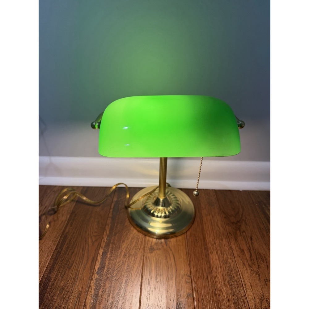 Vintage Underwriters Laboratories Portable Brass Bankers Desk Lamp Green MCM